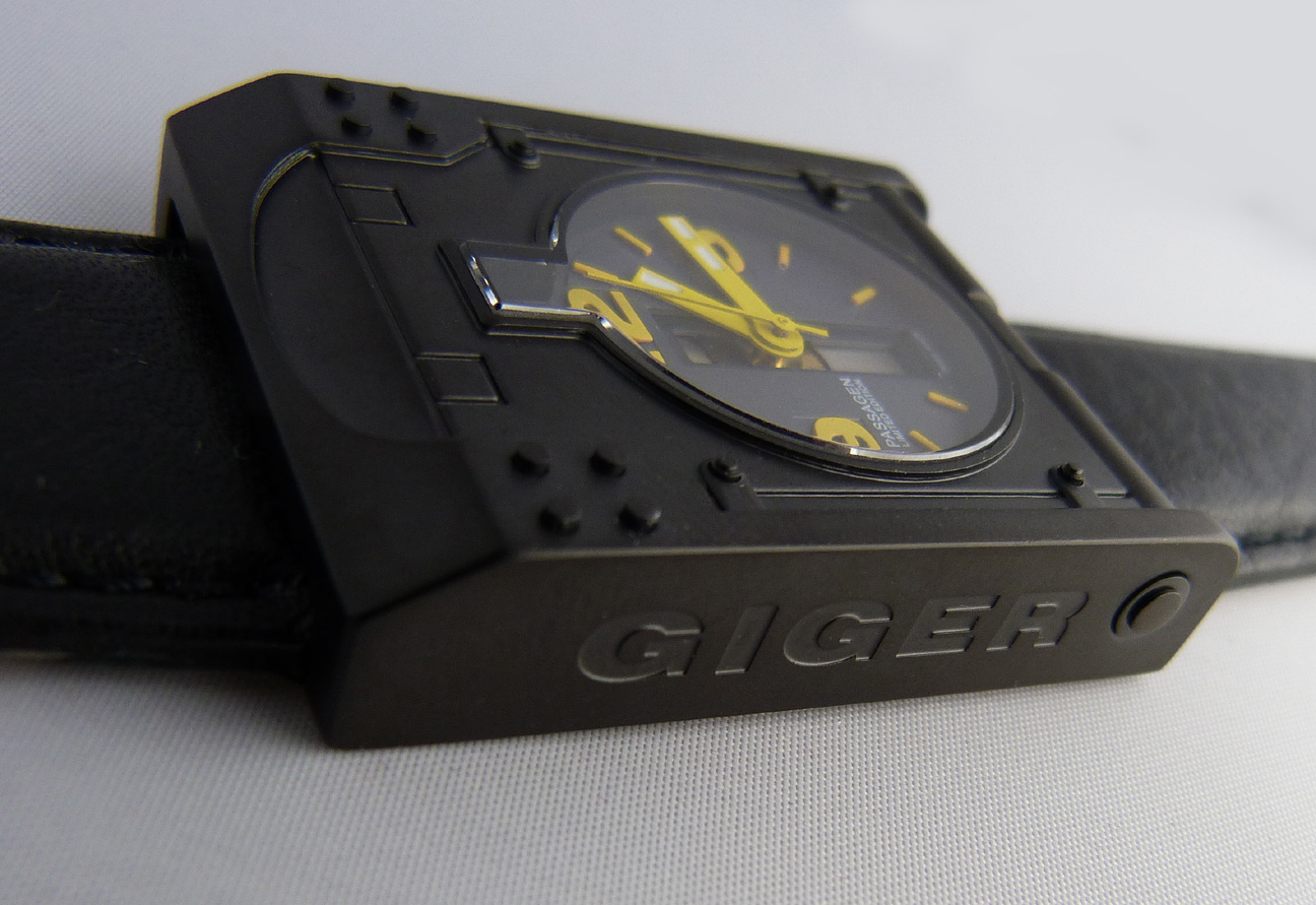 Giger Passagen watch in black Swiss Automatic from Morpehus